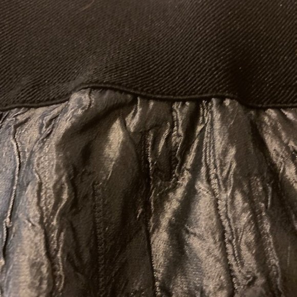 Ivy and Leo charcoal gray mini skirt medium size - Picture 11 of 12